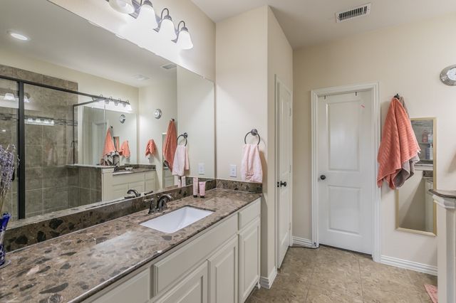 3922 Canton Jade Way, Arlington, TX 76005