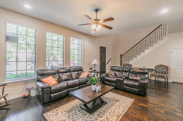 3922 Canton Jade Way, Arlington, TX 76005