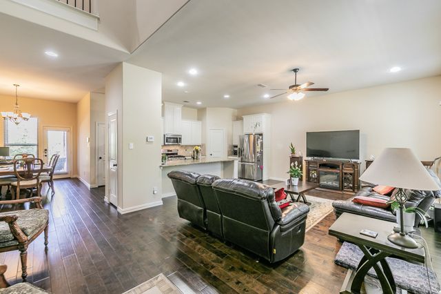 3922 Canton Jade Way, Arlington, TX 76005