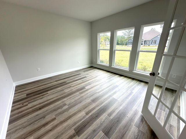 16 Wabash Way, Sumrall, MS 39482
