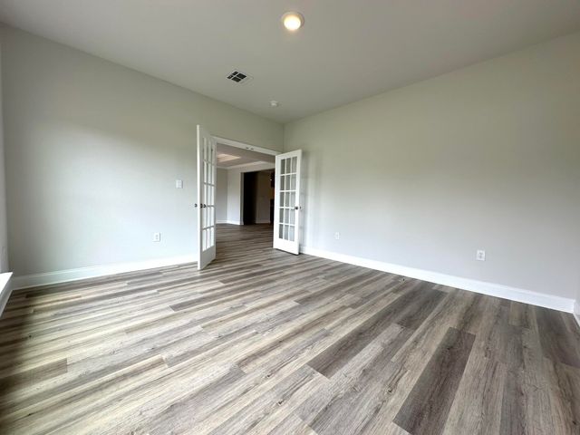 16 Wabash Way, Sumrall, MS 39482