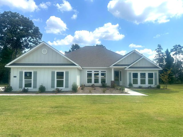 16 Wabash Way, Sumrall, MS 39482