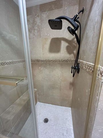 608 Pebbleshire Drive, Houston, TX 77062