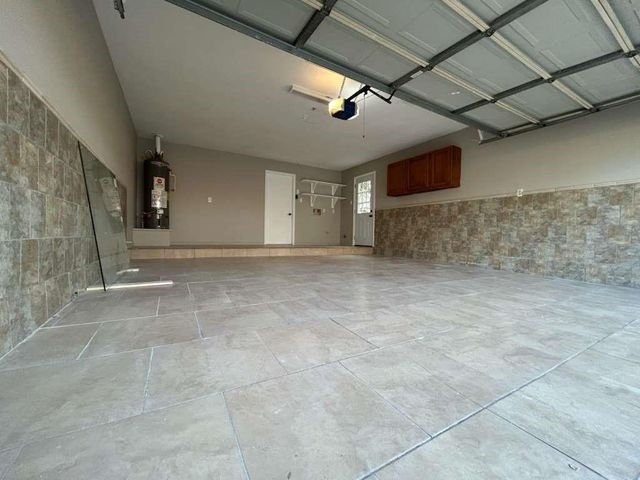 608 Pebbleshire Drive, Houston, TX 77062