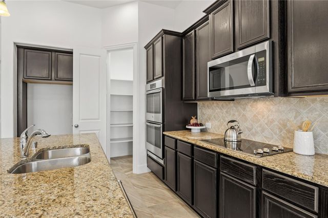 6208 Maddingly Lane, League City, TX 77573