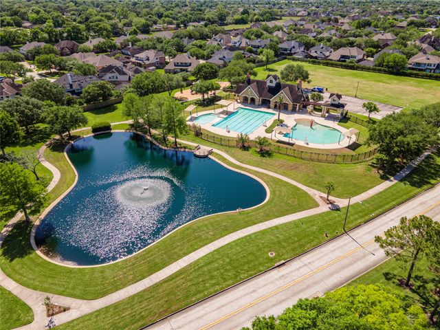 6208 Maddingly Lane, League City, TX 77573