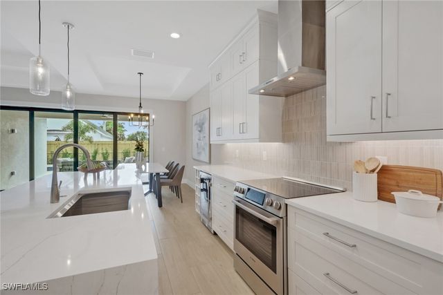 756 108th AVE N, Naples, FL 34108