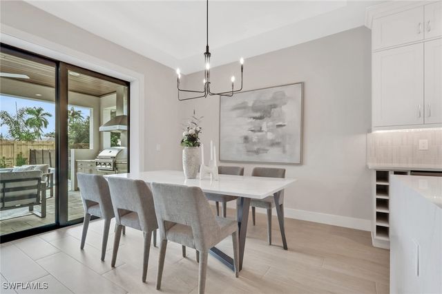 756 108th AVE N, Naples, FL 34108