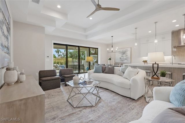 756 108th AVE N, Naples, FL 34108