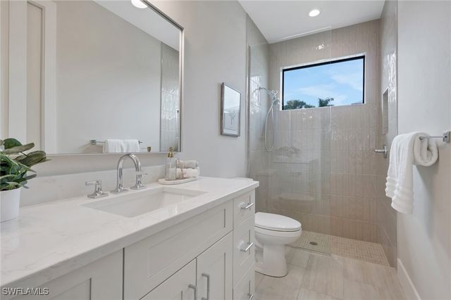 756 108th AVE N, Naples, FL 34108