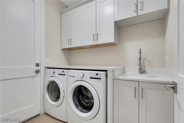 756 108th AVE N, Naples, FL 34108