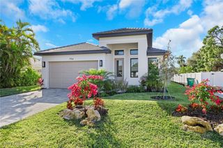 756 108th AVE N, Naples, FL 34108