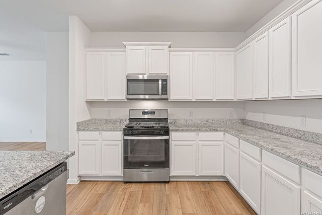 15103 Telfaire, Von Ormy, TX 78073