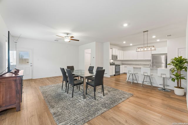 15103 Telfaire, Von Ormy, TX 78073