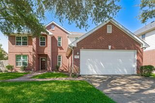 5714 Ames Crossing, Sugar Land, TX 77479