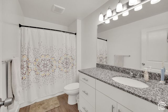 382 E 1850 N #5, North Ogden, UT 84414
