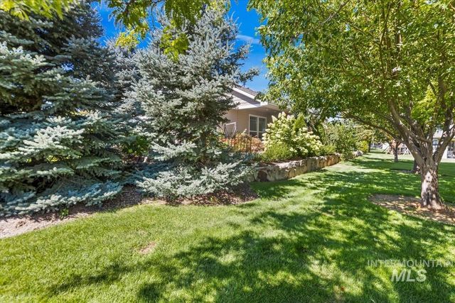 12306 S Carriage Hill Way, Nampa, ID 83686
