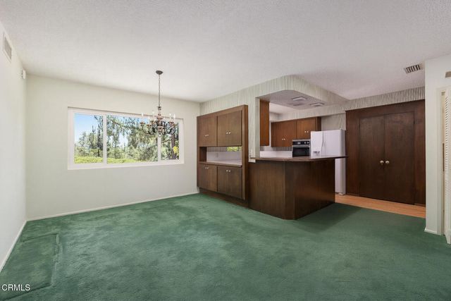 1349 El Vago Street, La Canada Flintridge, CA 91011