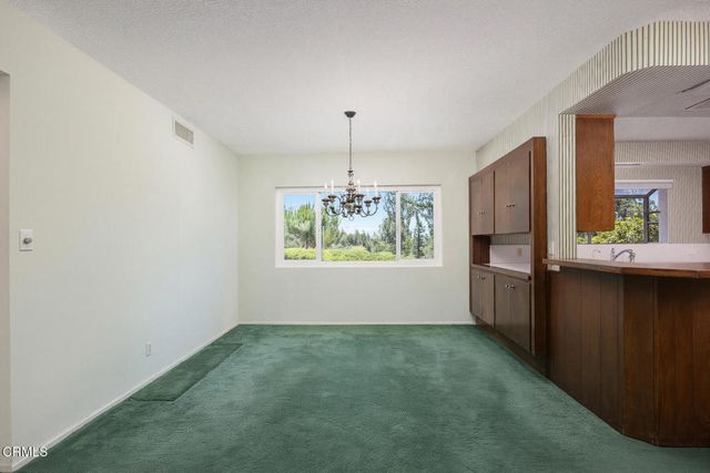 1349 El Vago Street, La Canada Flintridge, CA 91011