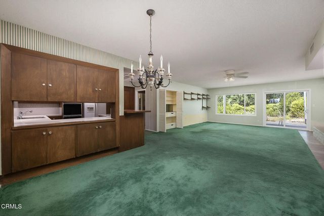 1349 El Vago Street, La Canada Flintridge, CA 91011