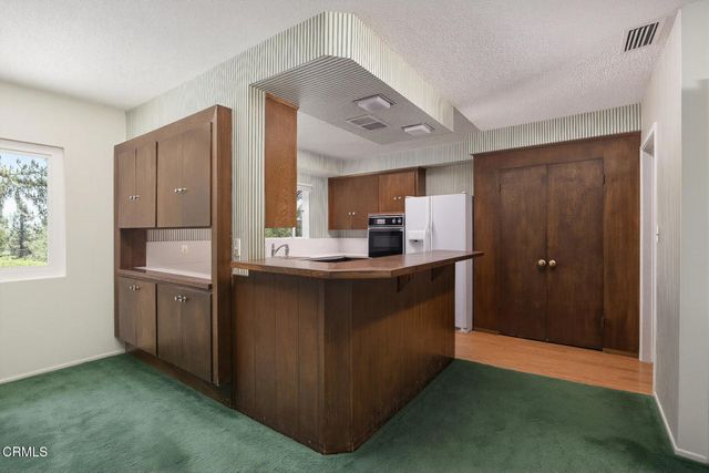 1349 El Vago Street, La Canada Flintridge, CA 91011