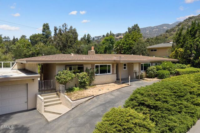 1349 El Vago Street, La Canada Flintridge, CA 91011