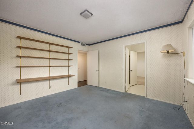 1349 El Vago Street, La Canada Flintridge, CA 91011