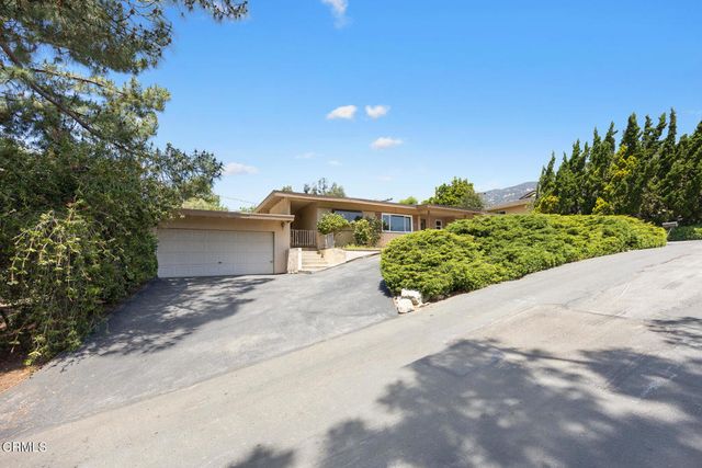 1349 El Vago Street, La Canada Flintridge, CA 91011