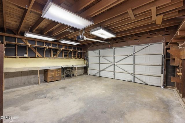 1349 El Vago Street, La Canada Flintridge, CA 91011