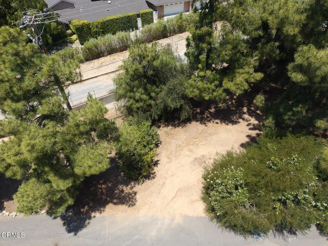 1349 El Vago Street, La Canada Flintridge, CA 91011
