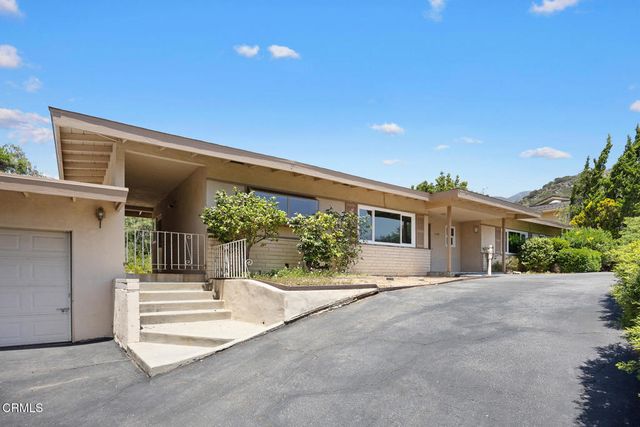 1349 El Vago Street, La Canada Flintridge, CA 91011