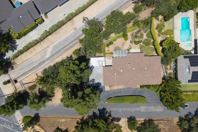 1349 El Vago Street, La Canada Flintridge, CA 91011