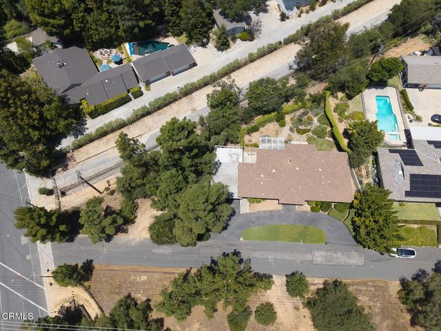 1349 El Vago Street, La Canada Flintridge, CA 91011