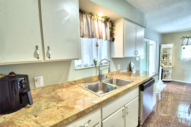 142 MARTHA DRIVE, Lake Wales, FL 33898