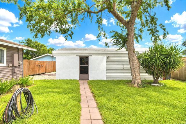 142 MARTHA DRIVE, Lake Wales, FL 33898