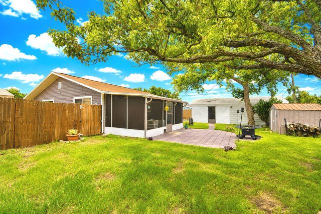 142 MARTHA DRIVE, Lake Wales, FL 33898