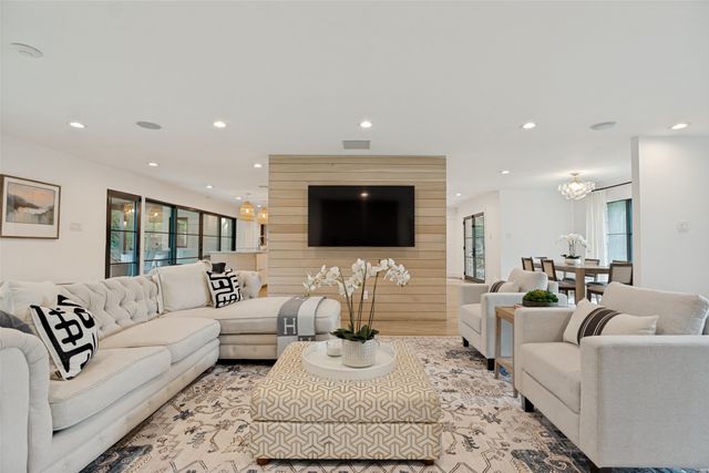 4325 Pomona Road, Dallas, TX 75209