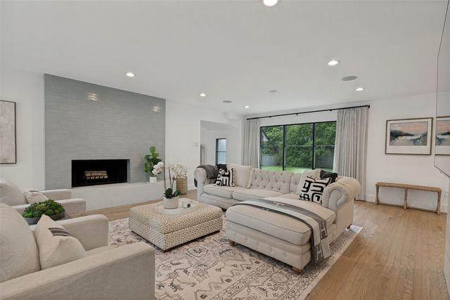 4325 Pomona Road, Dallas, TX 75209