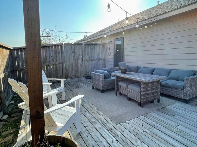 9897 Expedition Trail, Conroe, TX 77385