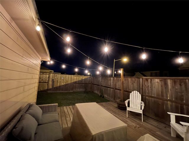 9897 Expedition Trail, Conroe, TX 77385