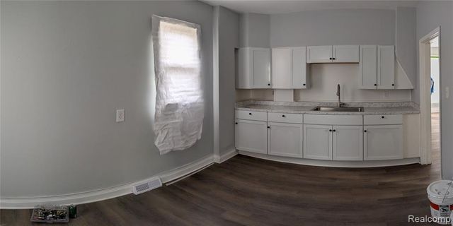 37 Le Blanc, River Rouge, MI 48218