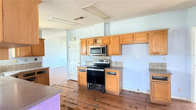 1831 WINCHESTER COURT S, St Cloud, FL 34771