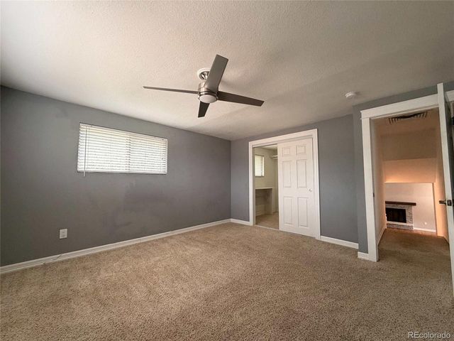 945 Dearborn St, Aurora, CO 80011