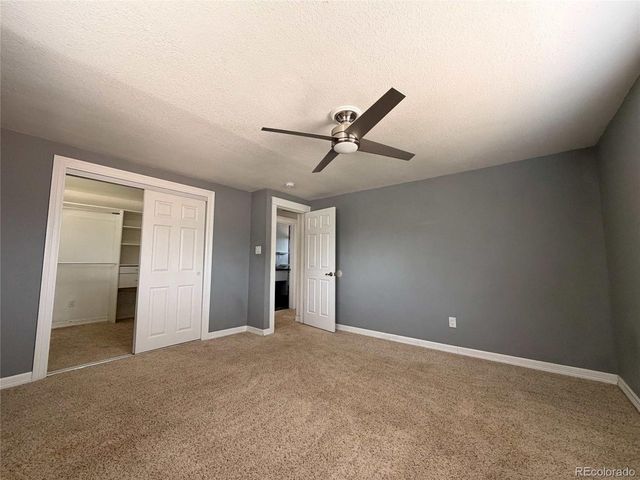 945 Dearborn St, Aurora, CO 80011