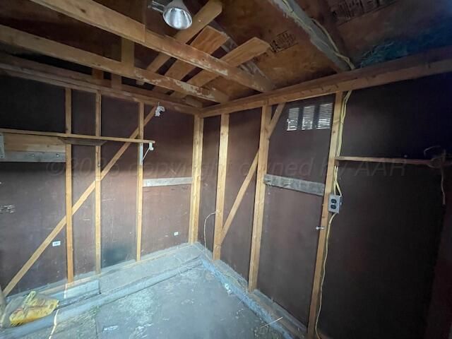 502 8TH Avenue, Canyon, TX 79015