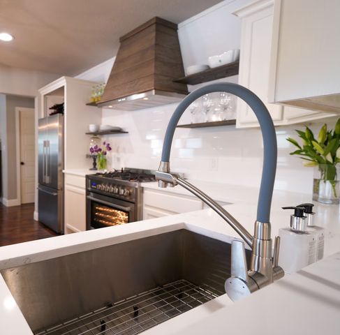 5881 Tracyne Drive, Westworth Village, TX 76114