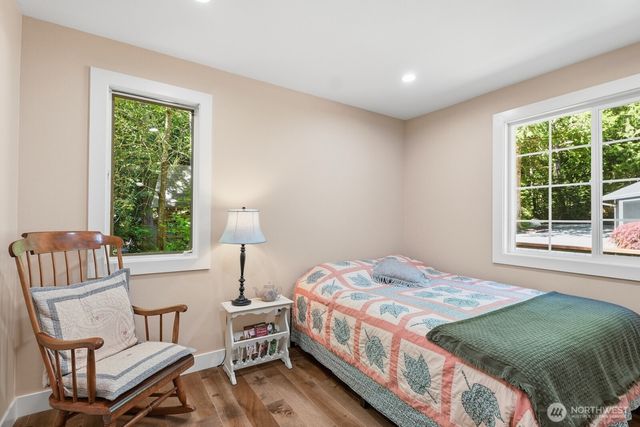 6922 232nd Avenue NE, Redmond, WA 98053