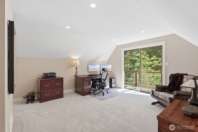 6922 232nd Avenue NE, Redmond, WA 98053