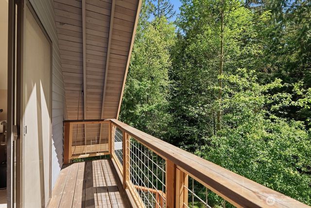 6922 232nd Avenue NE, Redmond, WA 98053