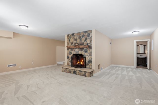 6922 232nd Avenue NE, Redmond, WA 98053